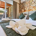 Venezia Luxury Living Villas, Faliraki
