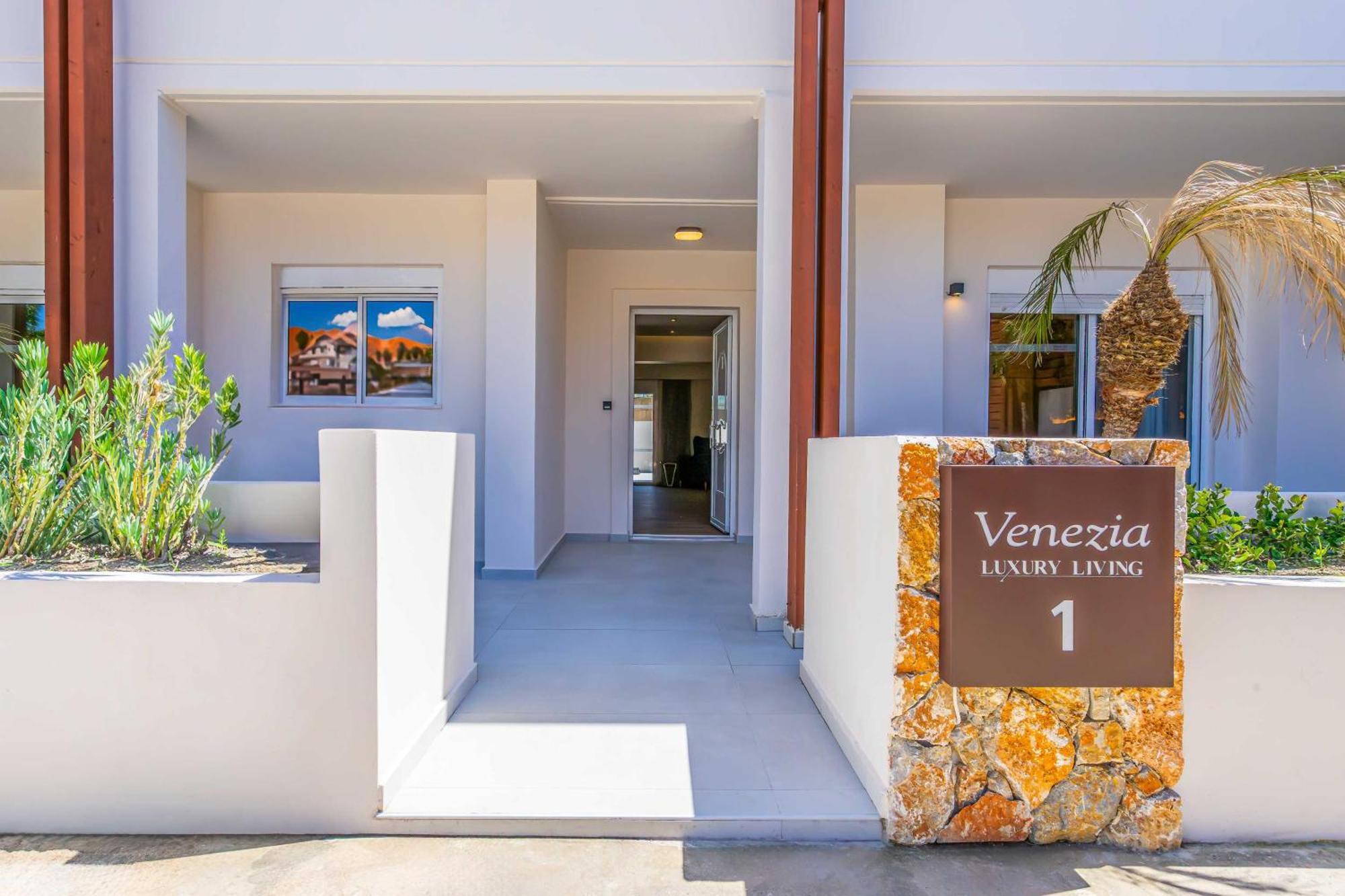 Venezia Luxury Living Villas, * Faliraki
