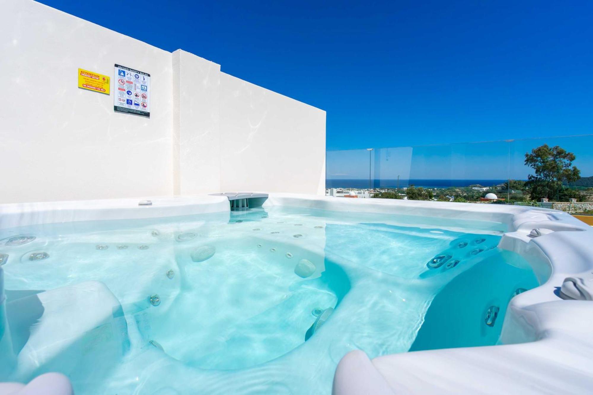 Venezia Luxury Living Villas, *